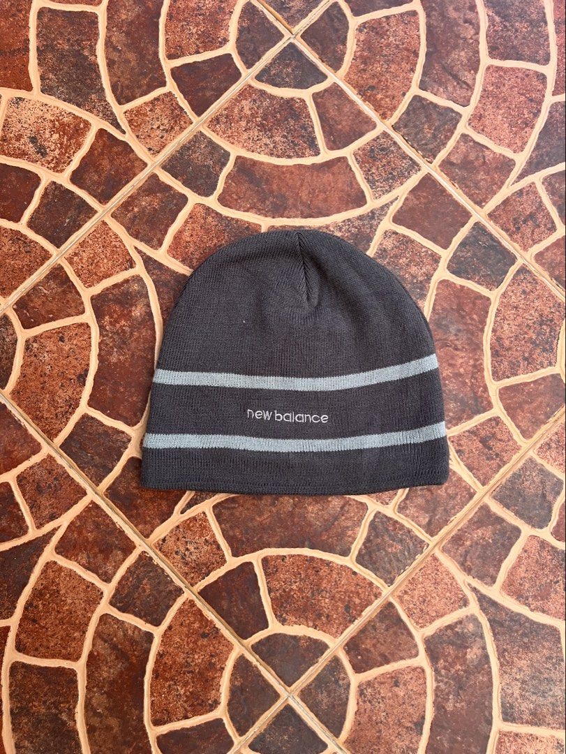 NEW BALANCE BEANIE (Category: Activewear) located in Batangas. Submitted by engr_thrift (Listing ID 1469675287, Image 2). Description: 📌 NEW BALANCE Color rate: 9/10 Issue : none .