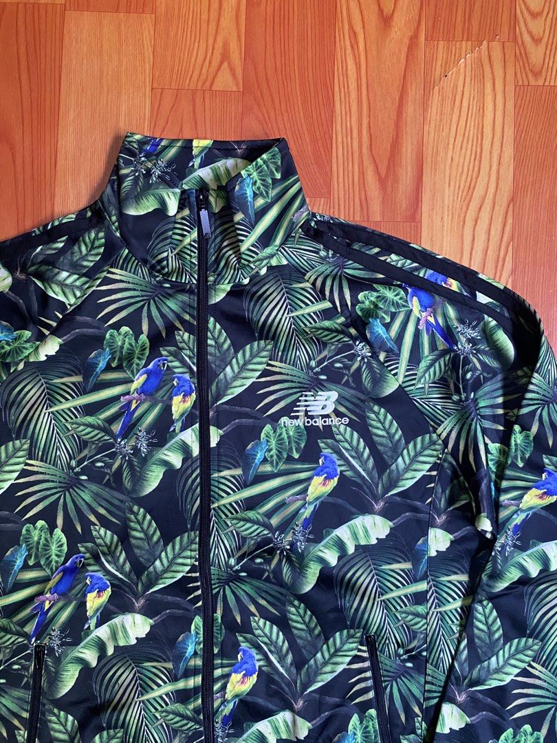 New balance jacket (Category: Coats, Jackets and Outerwear) located in Cebu City. Submitted by jerianix (Listing ID 1469695475, Image 3). Description: New balance jacket Size XL W22 L27.5 Excellent condition No issues .