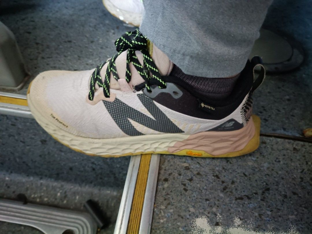 New Balance Sneakers Running Walking Training (Category: Sneakers) located in Quezon City. Submitted by jeyson888 (Listing ID 1469594099, Image 3). Description: .
