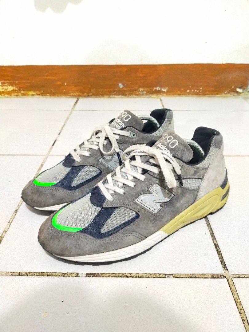 New Balance x MADNESS 990v2 (Category: Sneakers) located in Manila. Submitted by patinacollectives2.0 (Listing ID 1469729077, Image 1). Description: New Balance x MADNESS 990v2 M990MD2 Size 9.5US 43EUR Made in USA Grail pair One of the most expensive and rare variant of this model AUTHENTIC Pair is good as beaters Aged perfectly with good patina Usable no major issues (Not crumbling!) 2500+SF Negotiable Marikina location Shipping via Lalamove or 