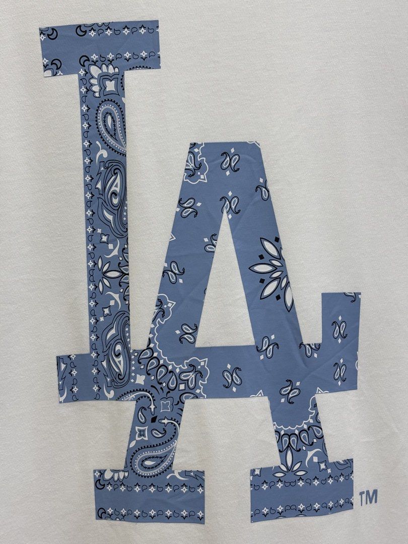 New Era ❌ MLB (Category: Activewear) located in Taytay. Submitted by leanmark103093 (Listing ID 1469723599, Image 3). Description: New Era❌MLB Los Angeles Dodgers Bandana tee Large on tag W22 L29 Excellent Condition No issue 📩📩📩📩.