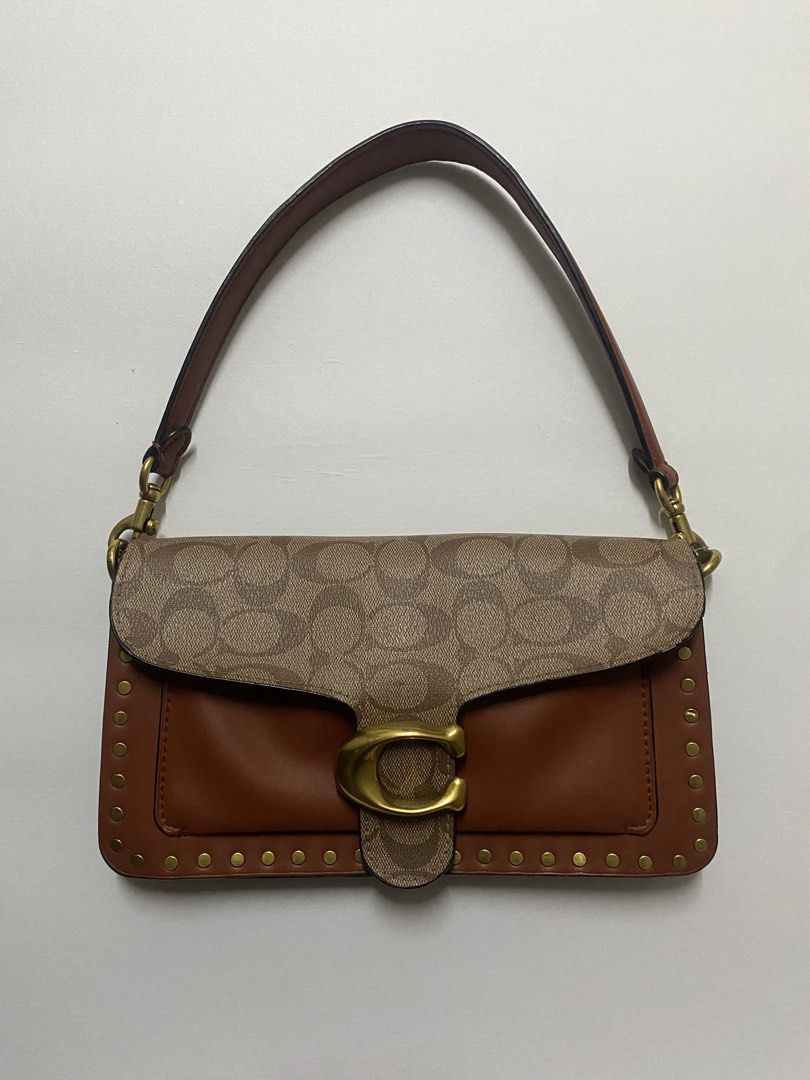 NGA coach bags (Category: Shoulder Bags) located in Iligan City. Submitted by idropvintagegems (Listing ID 1469697424, Image 2). Description: BUNDLE COACH BAGS, SEARCHABLE CODES.