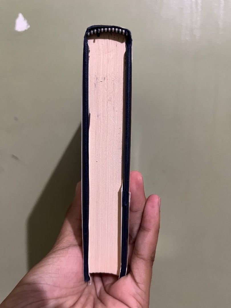 Nick Hornby - High Fidelity (Category: Storybooks) located in Carmen. Submitted by grei.librongbaligya. (Listing ID 1469681579, Image 3). Description: Nick Hornby - High Fidelity Dust jacket has a small tear at the upper back corner of the spine head. Hardbound. .