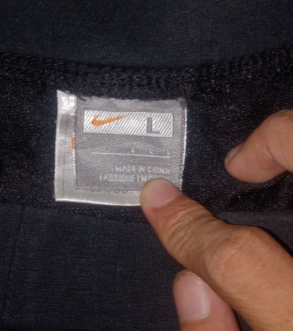 NIKE (Category: Clothes Drying Rack) located in Guihulngan. Submitted by thrift_ni_miel (Listing ID 1469579679, Image 3). Description: .