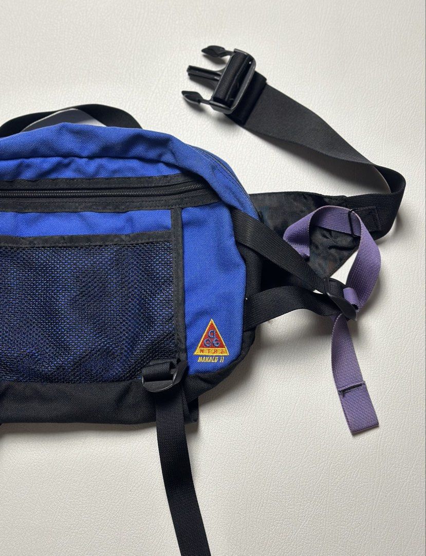 NIKE ACG-VINTAGE (Category: Belt bags, Clutches and Pouches) located in General Santos City (Dadiangas). Submitted by uragon.apparel (Listing ID 1469750978, Image 2). Description: .