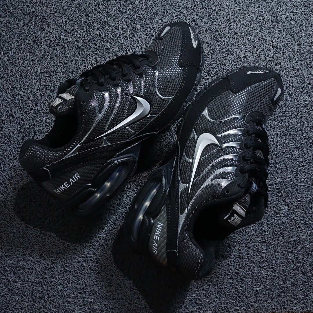 Nike Air Max Torch 4 Black Silver Sneakers (Category: Sneakers) located in Cagayan de Oro. Submitted by sapatos_series (Listing ID 1469741318, Image 3). Description: NlKĒ AlRM4X" T0RCH 4" 🔥 us8.5 eur42 26.5cm 2100 +sf.