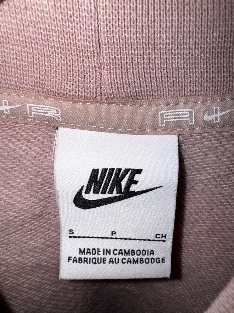 Nike Air Pink Sweater Womens (Category: Coats, Jackets and Outerwear) located in Quezon City. Submitted by coolmomma (Listing ID 1469740392, Image 3). Description: Good condition Length 20 in..