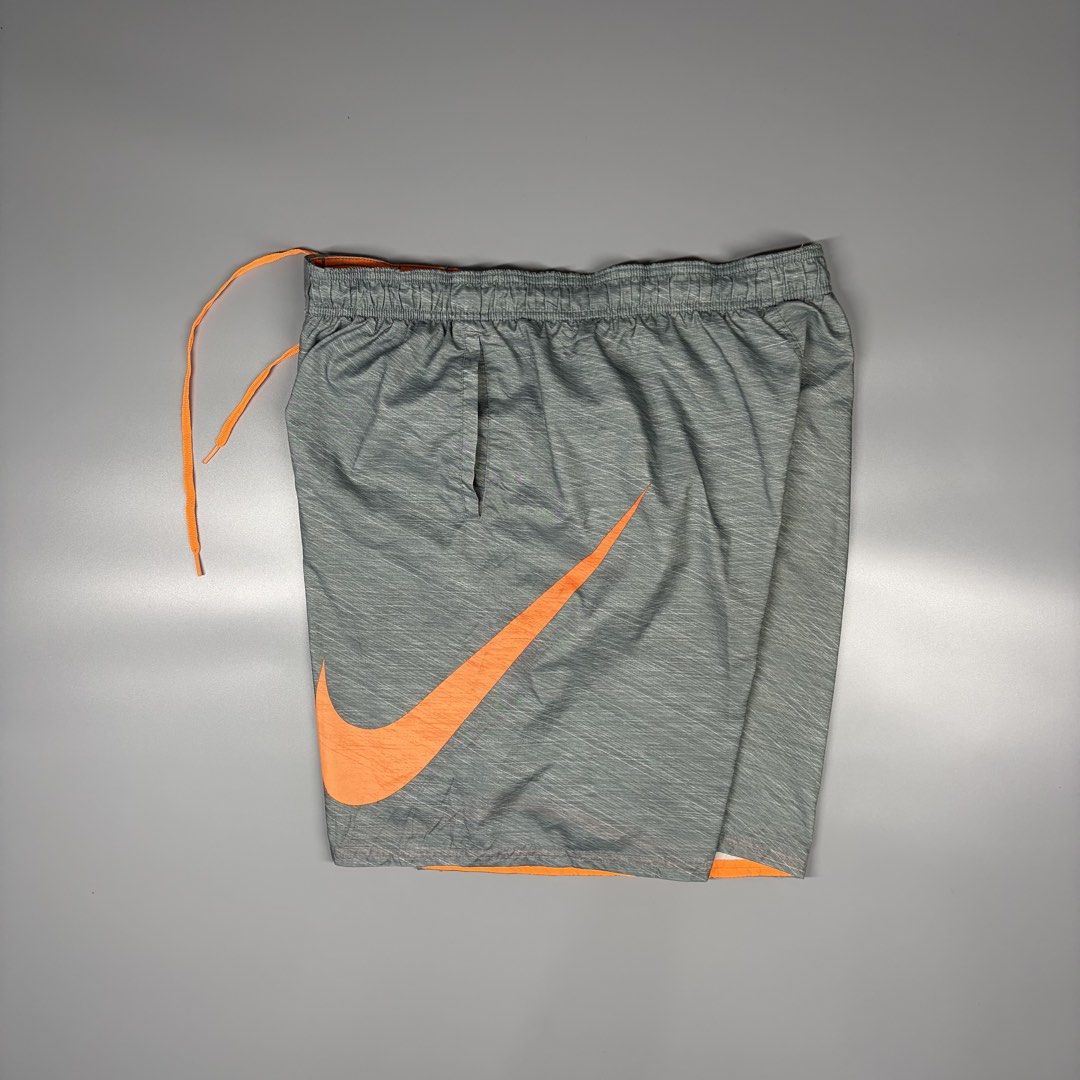 Nike Boardwalk Big Logo (Category: Activewear) located in Cavite. Submitted by onebeancent (Listing ID 1469720190, Image 1). Description: Size: XL (36 to 42 Waistline) Dimension: 19" Length Color: Light Green Color Rate: 10/10 Issue: None Condition: Almost new‼️ Price: 680 Additional Shipping Fee (J&T Small Pouch) 75php Luzon 100php visayas 120php mindanao.