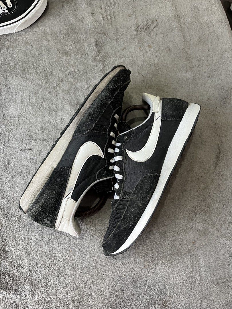 Nike Challenger OG 'Black White' | Size 9 mens (Category: Sneakers) located in General Trias. Submitted by zrchustle.604 (Listing ID 1469756523, Image 3). Description: Nike Challenger OG 'Black White' (Style Code: CW7645-002). First released as a running shoe in 1979, this retro silhouette has been brought back as a lifestyle sneaker. It features a distinct upper material construction combining mesh, nylon, and suede panels, alongside a clean whi