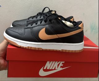 (Category: ) located in . Submitted by shoepatos4u (Listing ID 1469584007, Image 1). Description: .