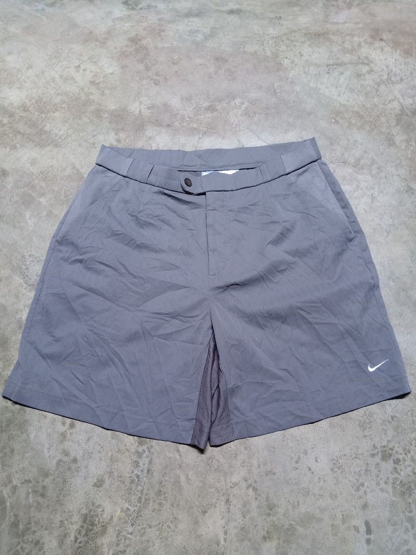 Nike golf shorts vintage (Category: Activewear) located in Sindangan. Submitted by barak_ukay (Listing ID 1469709265, Image 1). Description: Good condition No issue Like brand new.