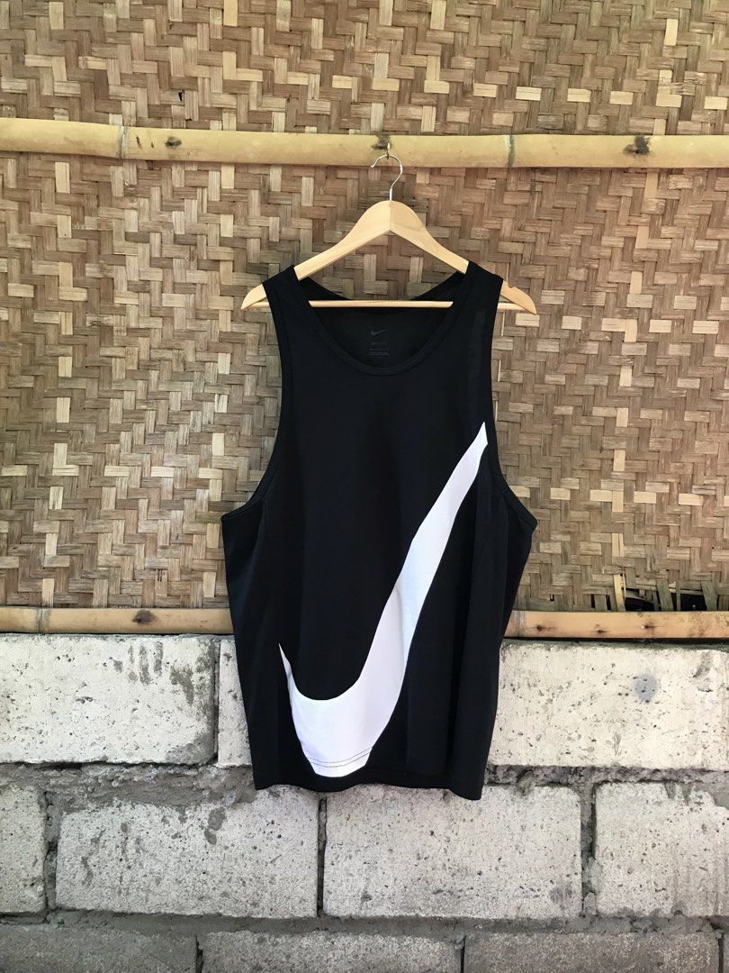 Nike hbr sando (Category: Activewear) located in Talisay. Submitted by abneralamo (Listing ID 1469675402, Image 1). Description: Nike hbr sando Size large .