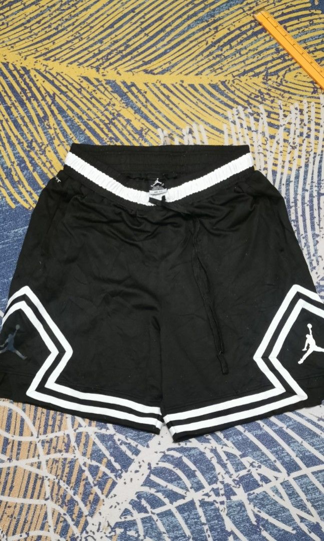 Nike Jordan diamond dri fit short (Category: Shorts) located in San Jose. Submitted by thrift_ni_sir (Listing ID 1469700319, Image 2). Description: Excellent condition MOD j&t Add shipping fee MOP gcash.