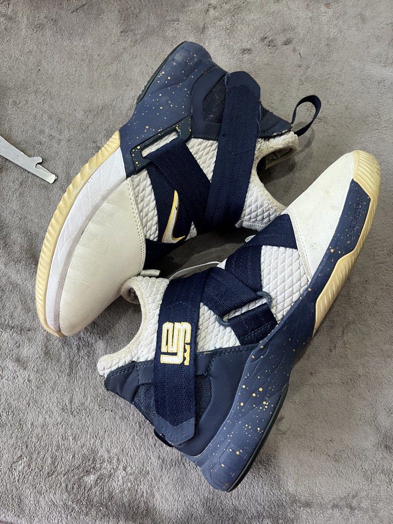 Nike LeBron Soldier 12 SFG | Size 40 (Category: Sneakers) located in General Trias. Submitted by zrchustle.604 (Listing ID 1469755968, Image 3). Description: Nike LeBron Soldier 12 SFG in the "Witness" colorway (Style Code: AO4055-100 / AO4054-100). Released in 2018, this design pays direct homage to the color blocking of the original 2007 LeBron Soldier 1. It features a white BattleKnit upper, a signature laceless crossover strap system in midni