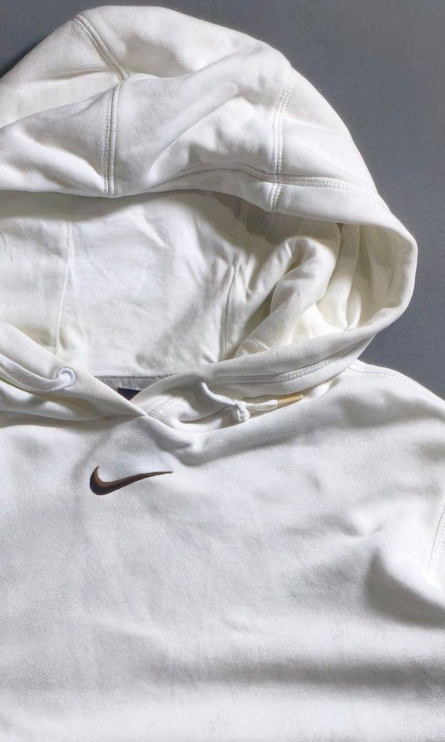 Nike Midswoosh (Category: Hoodies) located in Toledo. Submitted by thejosepharchiveonig (Listing ID 1469711633, Image 2). Description: 21W | 26L boxy fittings issue:needs deep wash , pinhole , embroided swoosh is na bleached.