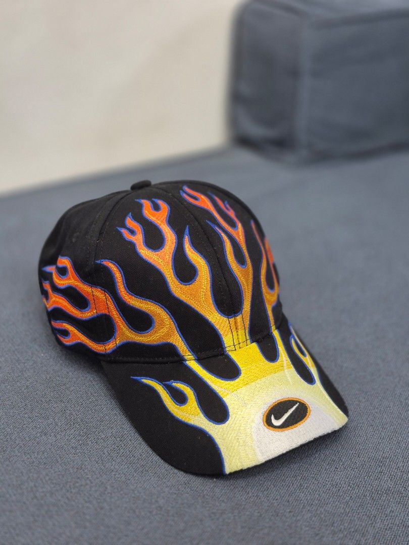 Nike OG Flame 🔥 (Category: Caps & Hats) located in Taguig. Submitted by kai.exe (Listing ID 1469730756, Image 2). Description: Nike OG Flame 🔥 Brand new open for nego.