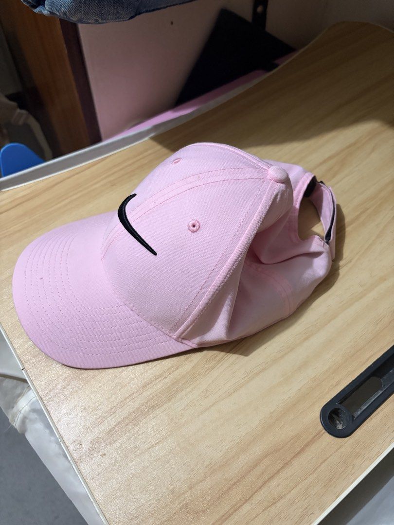 Nike Pink Cap (Category: Caps & Hats) located in Makati City. Submitted by blackxmilk (Listing ID 1469625612, Image 2). Description: .