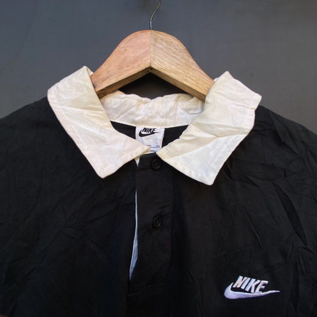 Nike Polo Shirt (Category: Tshirts & Polo Shirts ) located in Manila. Submitted by thrift2rich (Listing ID 1469697536, Image 2). Description: .