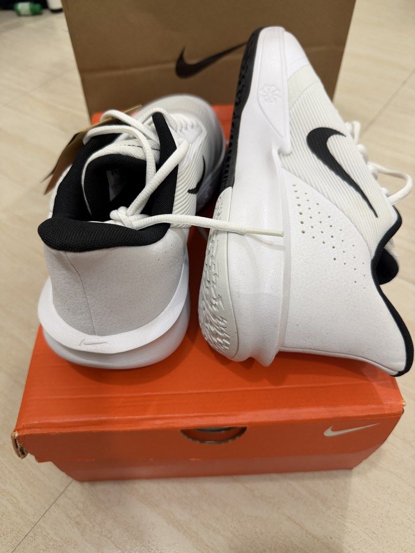 NIKE PRECISION VII BLACK / WHITE SIZE 13 (Category: Sneakers) located in Caloocan City. Submitted by storm4 (Listing ID 1469674508, Image 2). Description: Brandnew size 13.