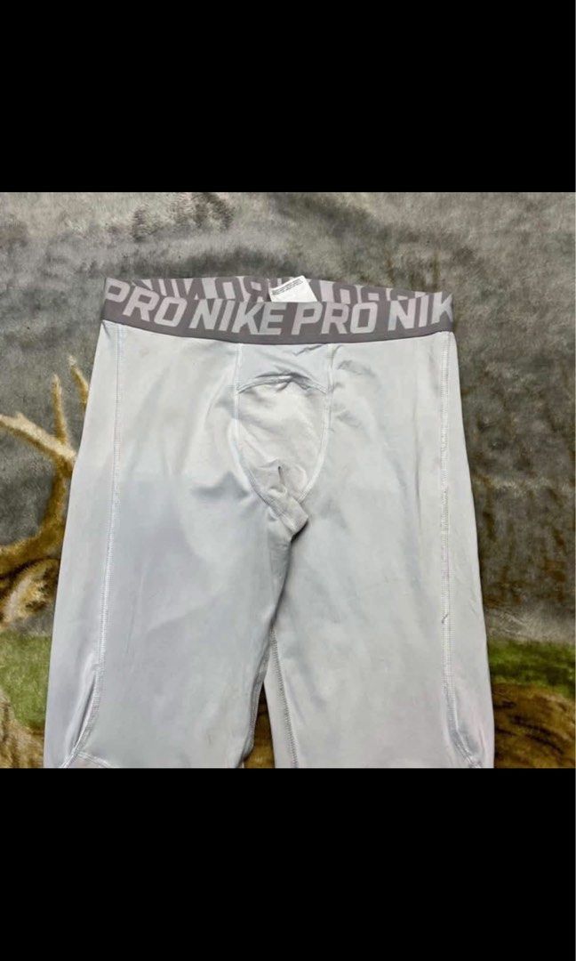 Nike pro thights fit medium to large 28x35.5 (Category: Activewear) located in Manila. Submitted by marisianshop (Listing ID 1469688377, Image 2). Description: Nike Pro Men’s Dri-FIT Fitness Tights Good Condition Fit medium to large Width: 28 stretchable Length: 35.5 .