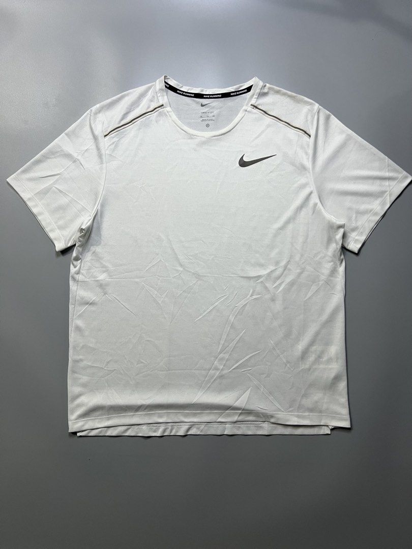 NIKE RUNNING SHIRT WHITE (Category: Activewear) located in Bacolod City. Submitted by bcdapparelshop (Listing ID 1469675141, Image 1). Description: NIKE RUNNING SHIRT WHITE VERY GOOD CONDI NEED WASH! NO MAJOR ISSUES 22w x 27L XL ON TAG 📍PONTEVEDRA NEGROS OCCIDENTAL.