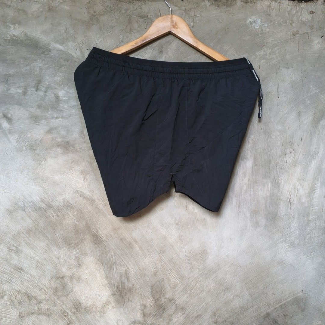 NIKE RUNNING SHORT (Category: Shorts) located in Polomolok. Submitted by cjramada (Listing ID 1469615458, Image 3). Description: NIKE RUNNING SHORT ‎ ‎Excellent Condition ‎Size - Large ‎Waistline - 31-33 Length - 14 ‎Color Rate - 9.8/10 ‎No Issues 💯 ‎Reflectorize Logo ‎ ‎₱549+SF📩.
