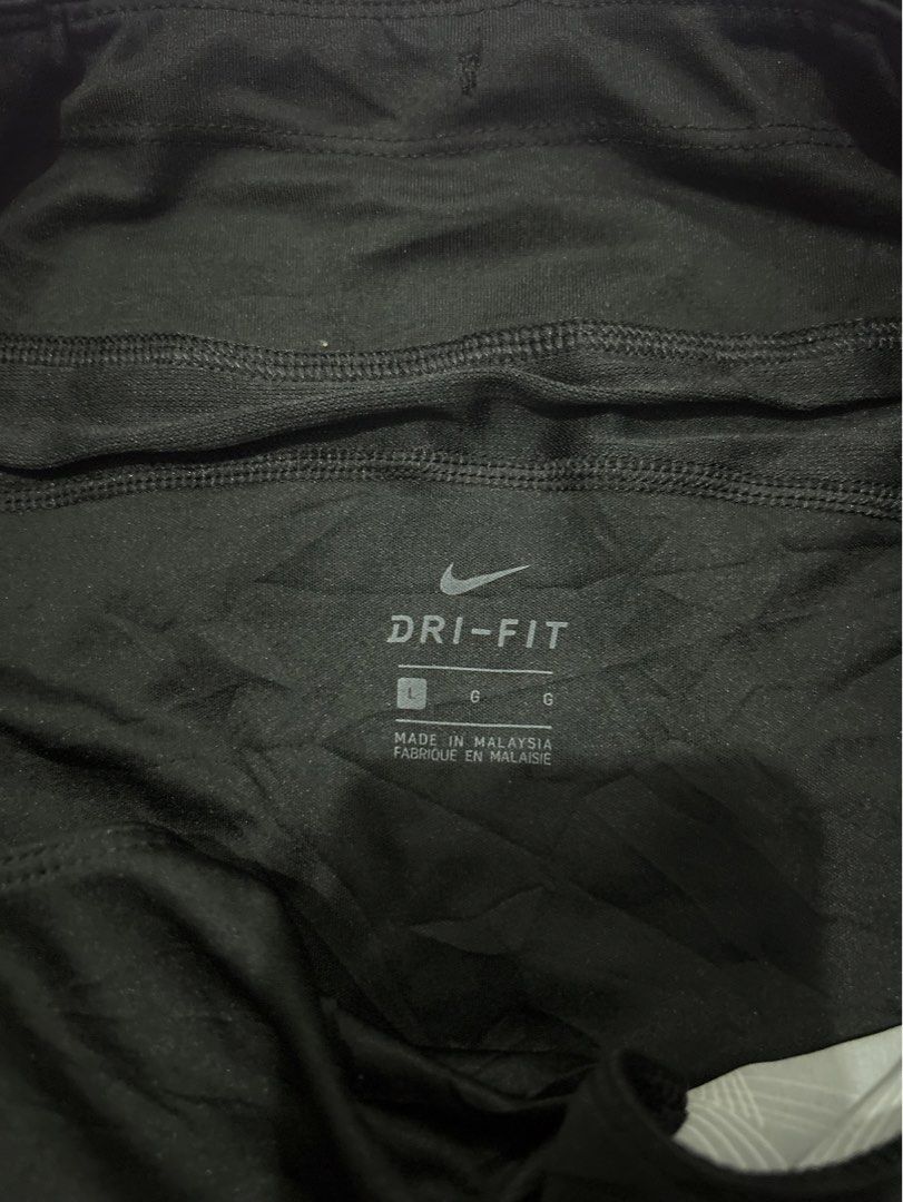 Nike Running Short (Category: Activewear) located in Manila. Submitted by chen_clybelles (Listing ID 1469680106, Image 2). Description: .