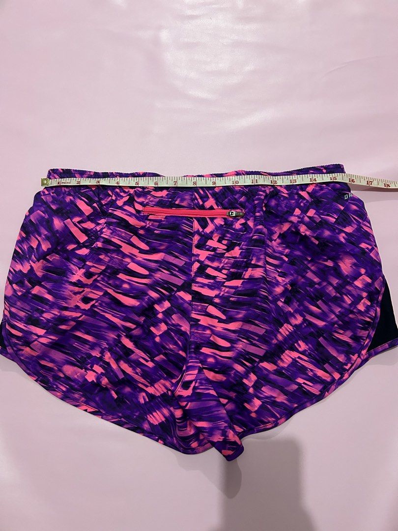 Nike Running Short (Category: Activewear) located in Manila. Submitted by chen_clybelles (Listing ID 1469708331, Image 3). Description: .