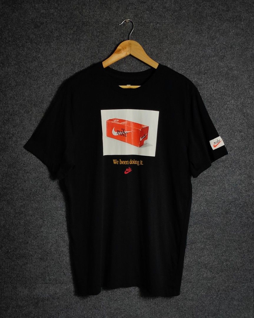 Nike Shoe Box Logo (Category: Tshirts & Polo Shirts ) located in Bolinao. Submitted by tokiya. (Listing ID 1469579301, Image 1). Description: Nike Size Large 22x30 Black na black pa color.