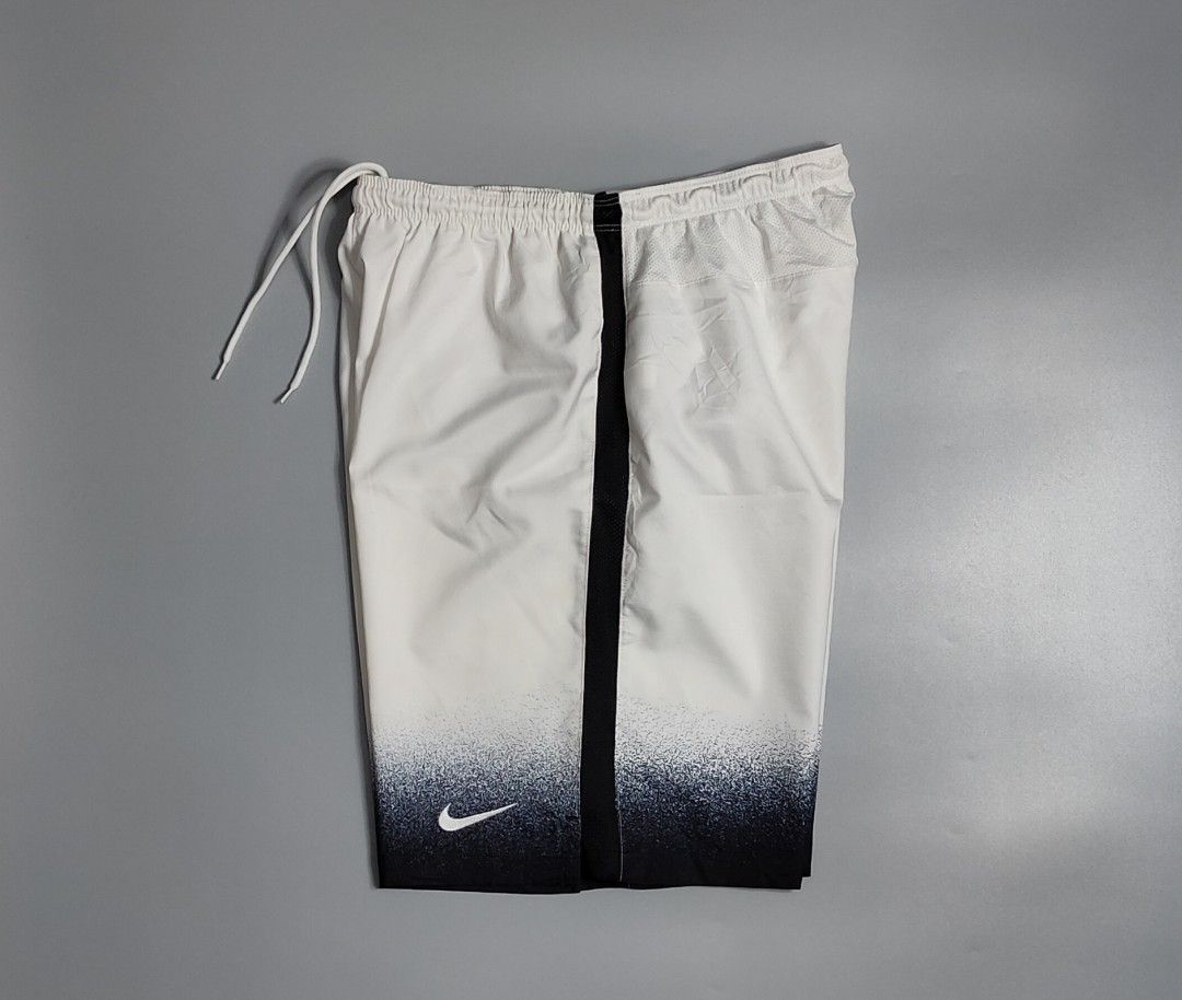 Nike Shorts (Category: Shorts) located in Bolinao. Submitted by tokiya. (Listing ID 1469611459, Image 2). Description: Nike Size 30x18 Excellent Condition No Issue.