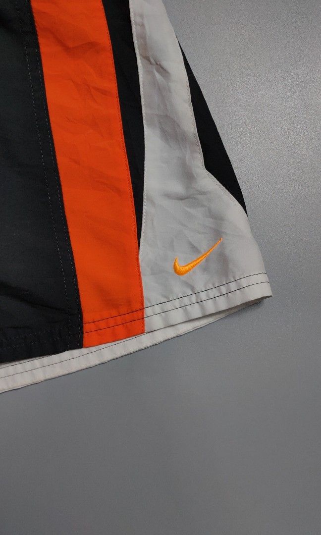 Nike Shorts (Category: Shorts) located in Bolinao. Submitted by tokiya. (Listing ID 1469611748, Image 2). Description: Nike Size 34-36x21 Excellent Condition Tanggal lang net sa loob at cut tag.