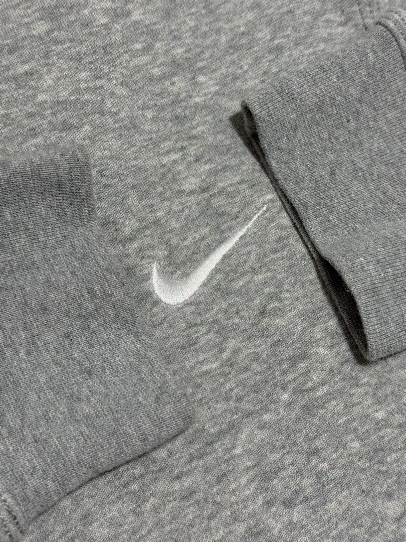 Nike Side Swoosh Crewneck (Category: Hoodies) located in Calauan. Submitted by qual1thrifty.stuff (Listing ID 1469684674, Image 3). Description: Nike Side Swoosh Crewneck Large - XL W23 L28 Excellent Flawless .