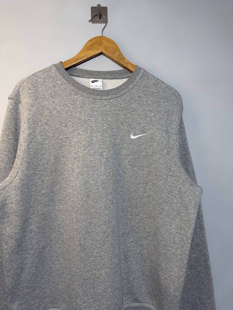 Nike Side Swoosh Crewneck (Category: Hoodies) located in Calauan. Submitted by qual1thrifty.stuff (Listing ID 1469684674, Image 2). Description: Nike Side Swoosh Crewneck Large - XL W23 L28 Excellent Flawless .