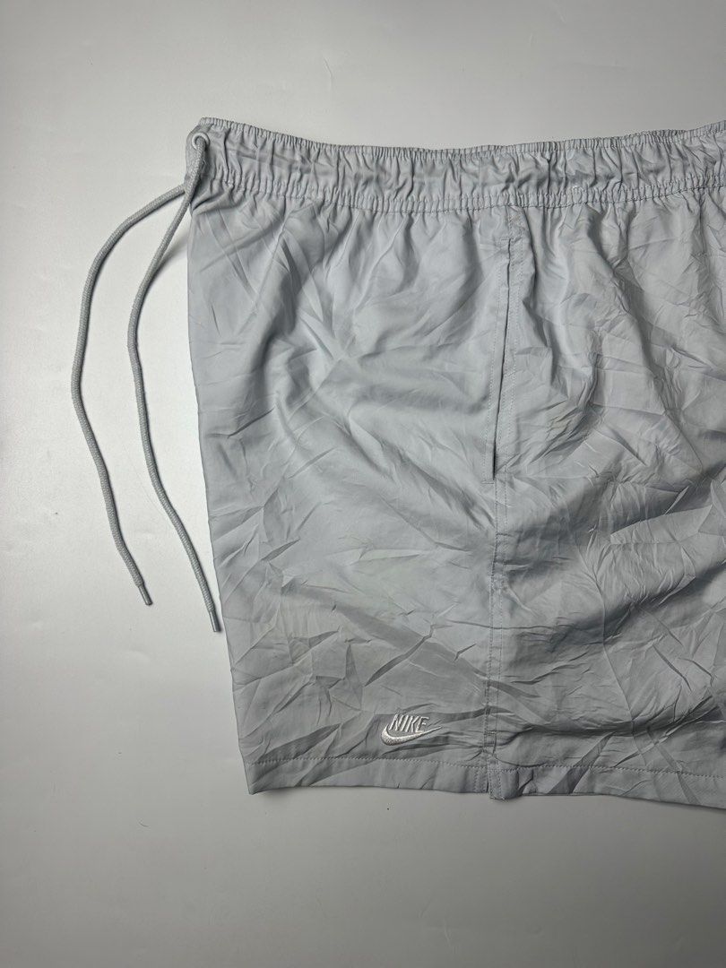 Nike Sportswear Woven (Category: Shorts) located in Bacolod City. Submitted by 2k.archives (Listing ID 1469695559, Image 2). Description: Authentic Good Asnew Need Wash Size XL.