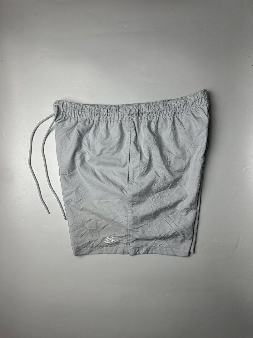 Nike Sportswear Woven (Category: Shorts) located in Bacolod City. Submitted by 2k.archives (Listing ID 1469695559, Image 1). Description: Authentic Good Asnew Need Wash Size XL.