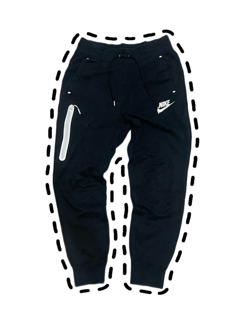 Nike tech pants (Category: Joggers) located in San Jacinto. Submitted by clothcartelph (Listing ID 1469629601, Image 1). Description: Size: med Width: 30-36 Length: 37 Leg hole: 5.5 Issue: ~ Color rate: 9.6/10 .
