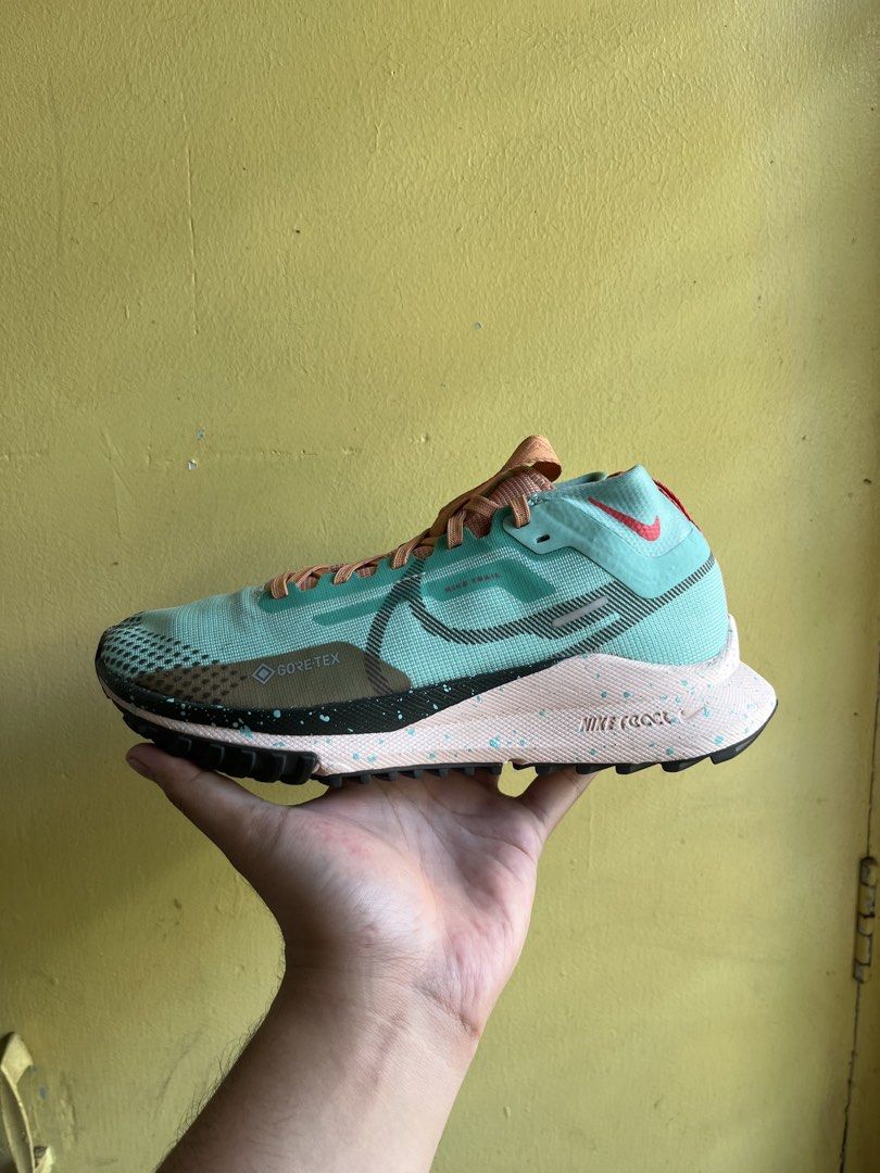 Nike trail shoes (Category: Sneakers) located in Manila. Submitted by charlespan60495 (Listing ID 1469625179, Image 1). Description: No issues All in great condition Nike black euro 40 Nike green euro 38.