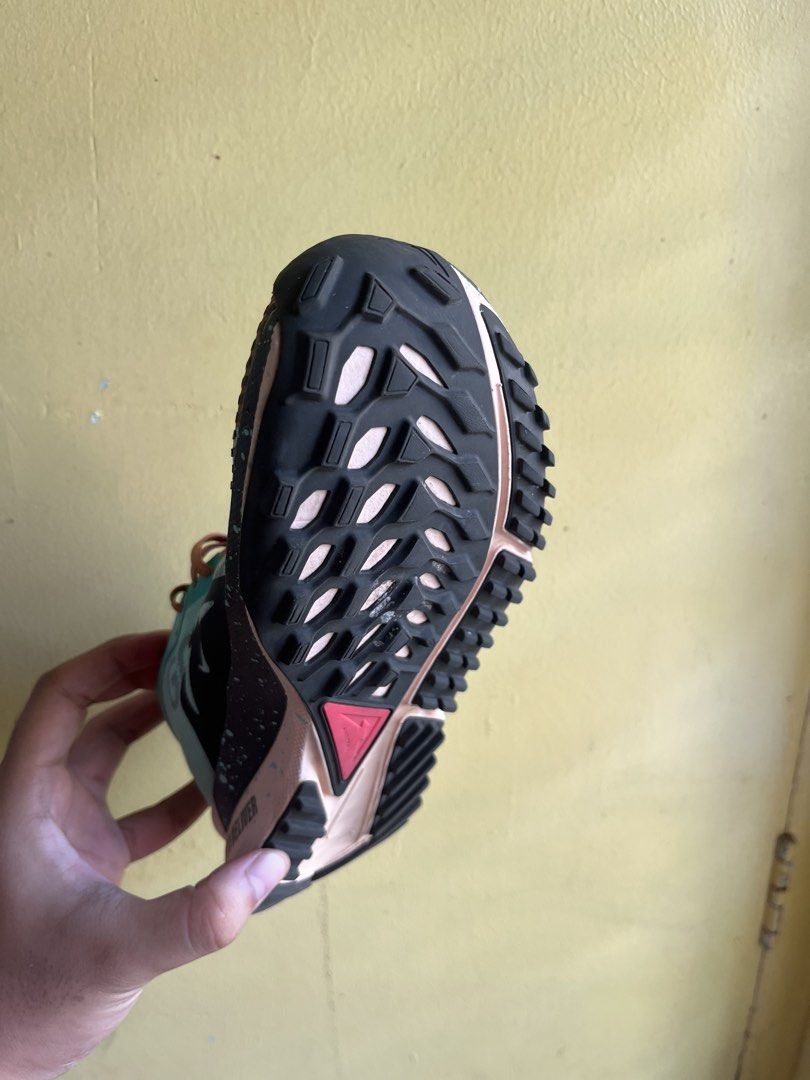 Nike trail shoes (Category: Sneakers) located in Manila. Submitted by charlespan60495 (Listing ID 1469625179, Image 3). Description: No issues All in great condition Nike black euro 40 Nike green euro 38.
