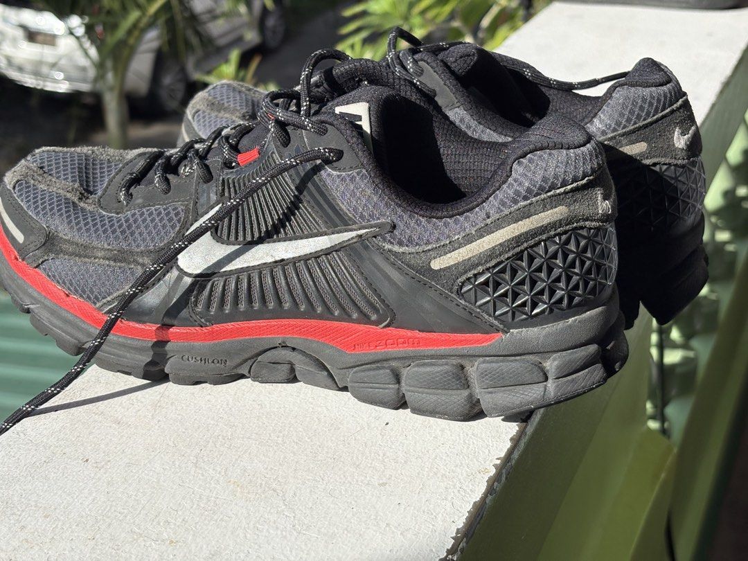 Nike Vomero size 10 (Category: Dress Shoes) located in Manila. Submitted by bhallyhena07697 (Listing ID 1469747800, Image 1). Description: Used for 6 mos only .