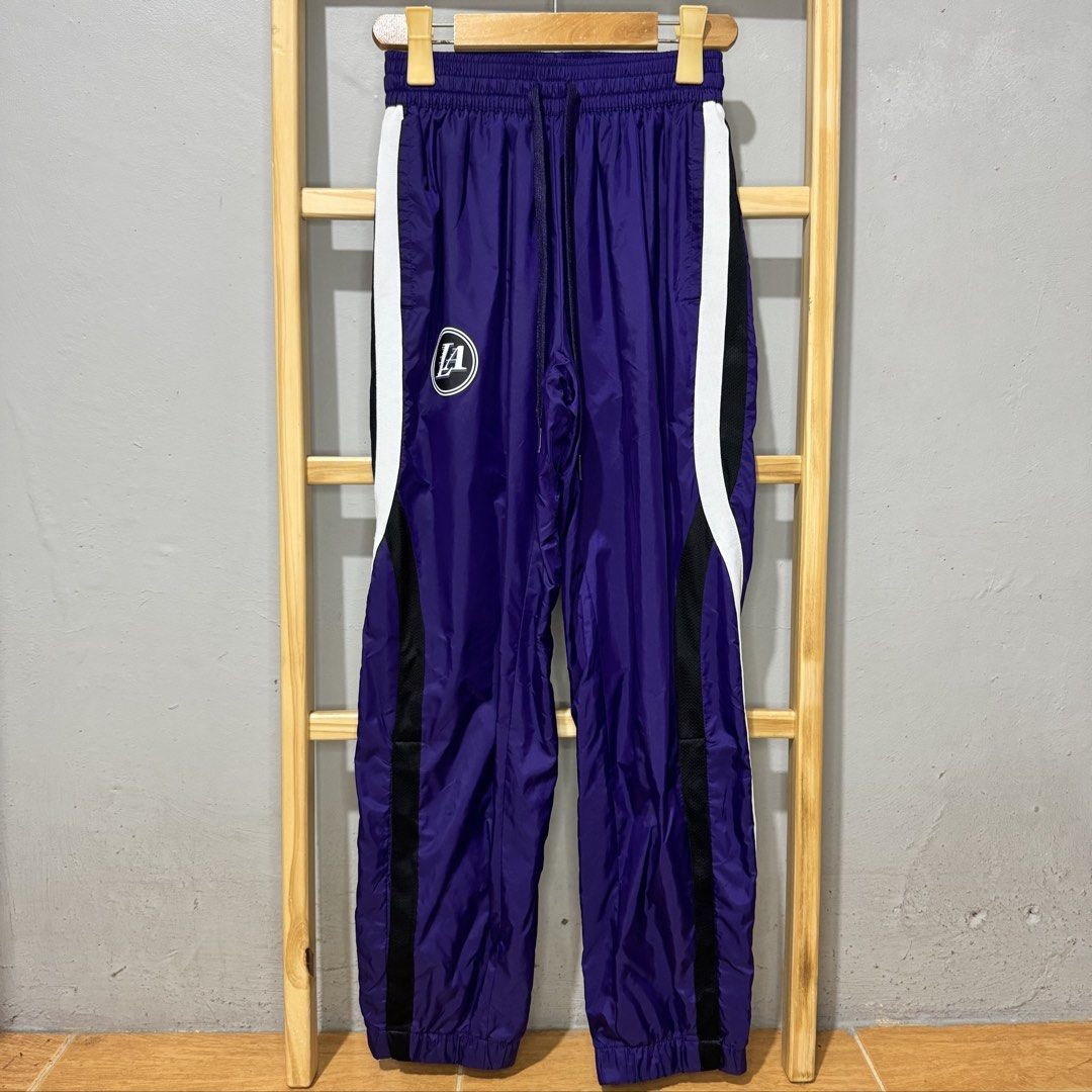 NIKE x NBA joggers (Category: Activewear) located in Valenzuela. Submitted by thriftynanay88 (Listing ID 1469679498, Image 1). Description: Size XS on tag, fits 12Y Functional drawstring .