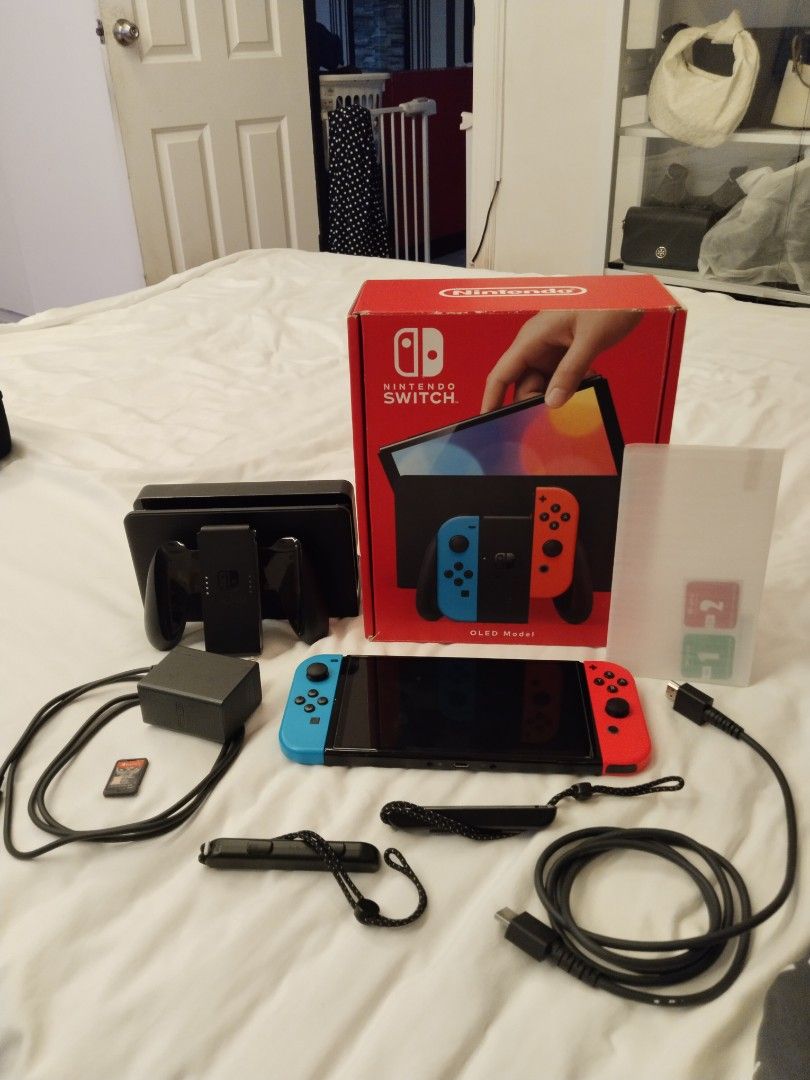 Nintendo switch OLED rush (Category: Nintendo) located in Manila. Submitted by armani04 (Listing ID 1469664958, Image 3). Description: Nintendo switch oled complete Darksiders 2 tempered glass for meet up lang po malapit sa place ko loc. cainta rizal pasig.