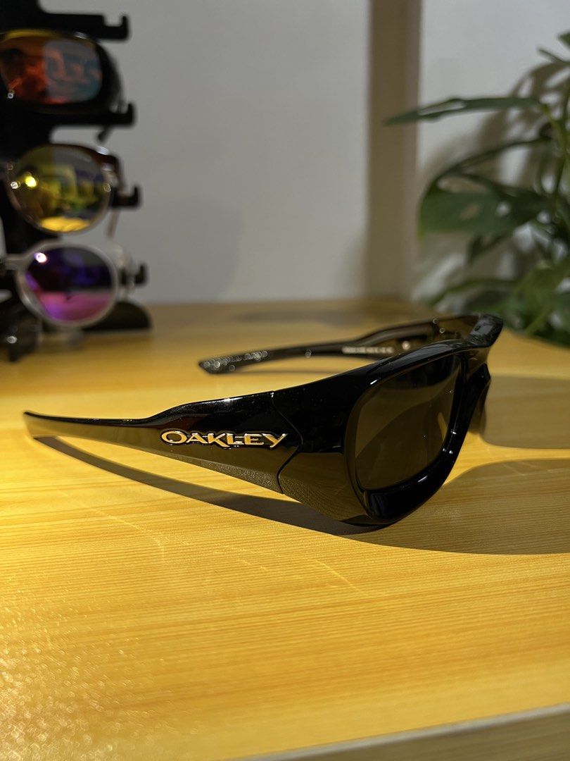 Oakley De Soto (Category: Sunglasses & Eyewear) located in Manila. Submitted by vaultoptics (Listing ID 1469624972, Image 3). Description: Unit Only Loc Pasig .