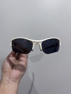 (Category: ) located in . Submitted by dgte.grails (Listing ID 1469675313, Image 1). Description: .