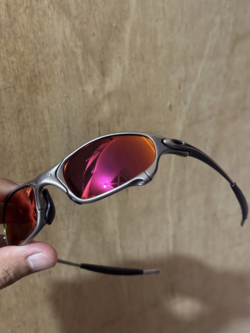 Oakley Juliet Plasma (Category: Sunglasses & Eyewear) located in Camaligan. Submitted by janro1202 (Listing ID 1469653715, Image 1). Description: Frame 9/10 orig plasma Lens 10/10 premium aftermarket lenses Coupler 10/10 tuned Rubbers 9/10 Ready to use, nothing to fix Complete with box (x metal), coin, papers and pouch Free coin holder 42,499 or best offer Disclaimer: Please manage your expectations, as this is a pre-owned item with some flaws an