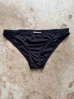 (Category: ) located in . Submitted by tidyup.lara (Listing ID 1469693210, Image 1). Description: .