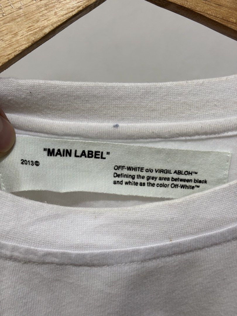 Off white tee (Category: Luxury Apparel) located in Taytay. Submitted by leanmark103093 (Listing ID 1469723067, Image 3). Description: 0FF-WHlT€ Mens Diagonal Stripes W22 L28 Excellent Condition Cut Wahstag 📩📩📩📩.