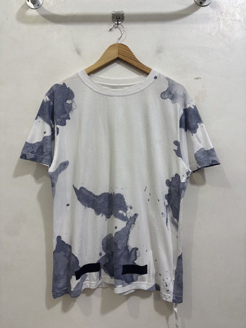 Off white tee (Category: Luxury Apparel) located in Taytay. Submitted by leanmark103093 (Listing ID 1469723067, Image 2). Description: 0FF-WHlT€ Mens Diagonal Stripes W22 L28 Excellent Condition Cut Wahstag 📩📩📩📩.