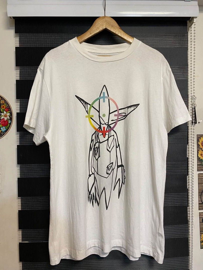 off white x futura alien ss 2019 (Category: Tshirts & Polo Shirts ) located in Bacoor. Submitted by theplugthrifted (Listing ID 1469697169, Image 1). Description: off white x futura alien graphic tee authentic size xxs oversized shirt 23x30.5 excellent condition 999+sf cavite location dm.