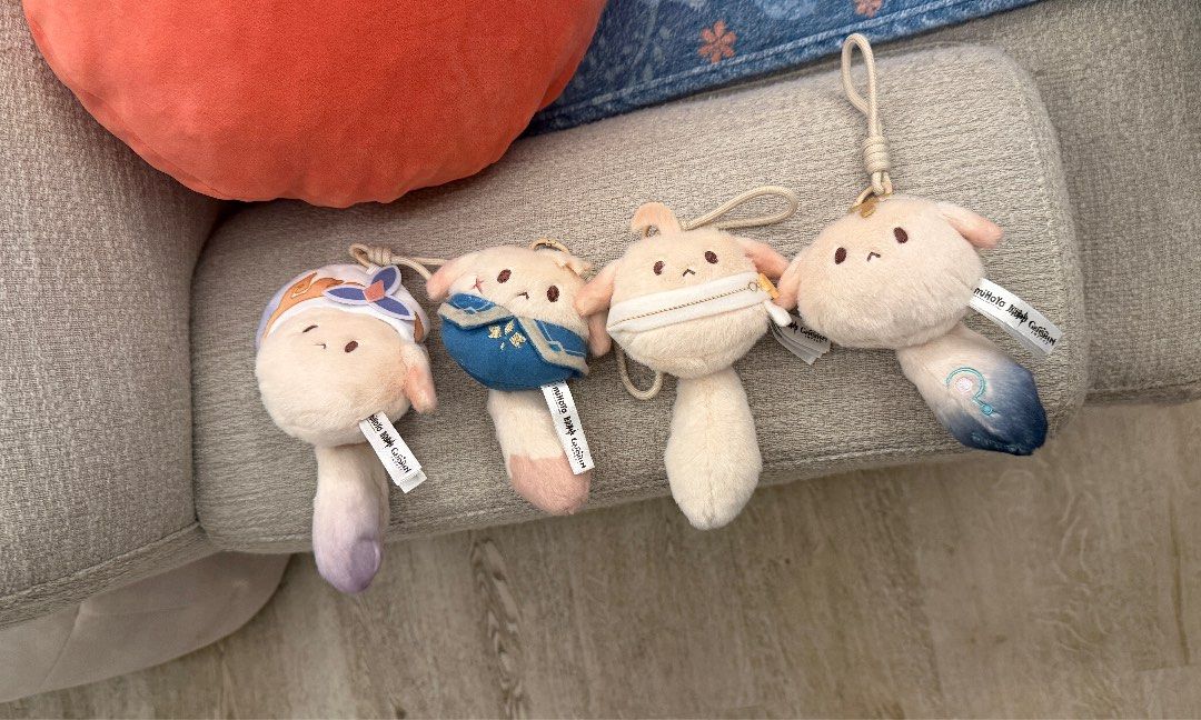 Official Genshin Impact Dodoco Charm / Fluffy Charm (Category: Vintage Collectibles) located in Quezon City. Submitted by jkvante (Listing ID 1469656599, Image 1). Description: 1,200 each! I bought too much bc I was desperate for Venti lol Available designs: - Aether ✅ - Paimon ✅ - Varka ✅ - Nicole ✅.