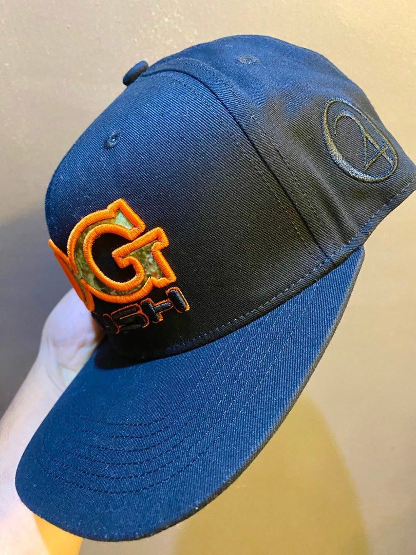 OG KUSH by LR Collection (Category: Caps & Hats) located in Muntinlupa City. Submitted by WearhouseMMA (Listing ID 1469750185, Image 2). Description: 850 only… SF NOT INCLUDED… 100 % Legit brand✔️ OSFA✔️ Flat camou under brim✔️ Snapback✔️ Pocket stash✔️ 420 embroidered✔️ Rare🌱🌱🌱.
